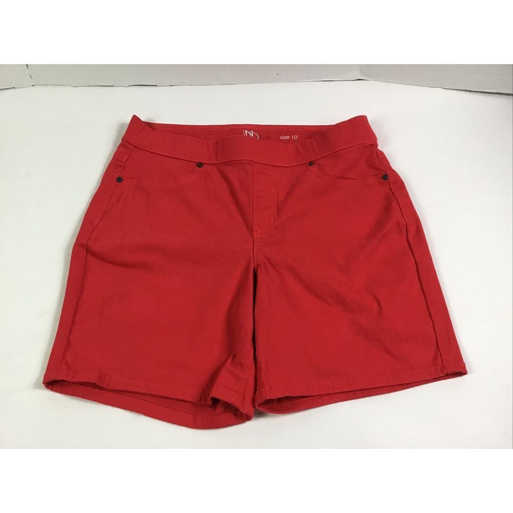 New Direction red Chino Womens Booty Shorts Size 10 med rise stretch pull‎ on